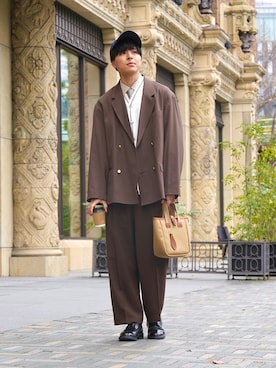 「アイテム（トートバッグ）」を使った、なべさん（メンズ・168cm）の秋コーディネート