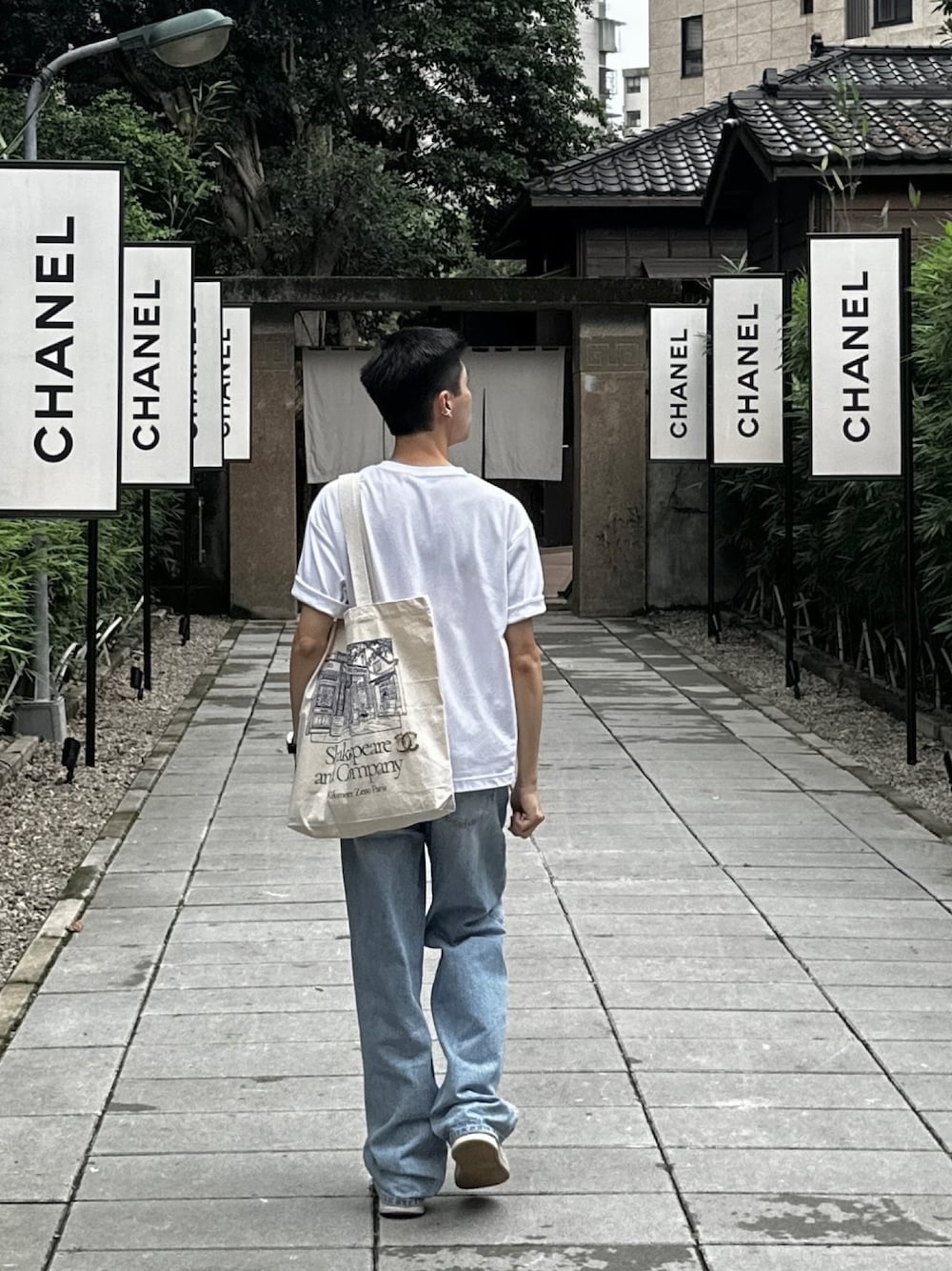 【ワンランク上のコーデへ♡】CHANEL ブローチ シャネルのブローチコーデ コート編 – ブローチに恋して