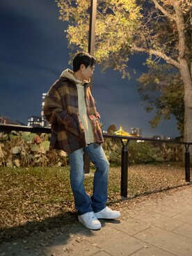 「B'2nd（ビーセカンド）のアイテム（パーカー）」を使った、kantaさん（メンズ・165cm）の秋コーディネート