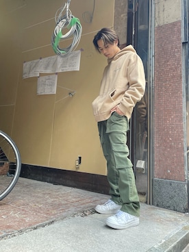 「B'2nd（ビーセカンド）のアイテム（パーカー）」を使った、kantaさん（メンズ・165cm）の秋コーディネート