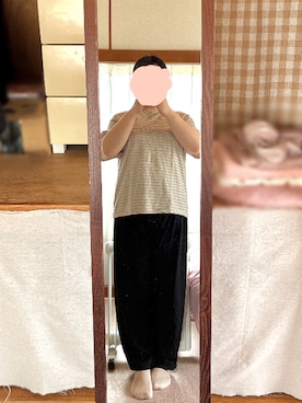 「Honeys（ハニーズ）のアイテム（Tシャツ/カットソー、ベージュ系）」を使った、ERIさん（レディース・158cm）の春コーディネート