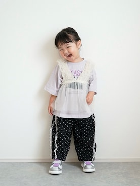 「devirock（デビロック）の2WAYボリュームチュール ドッキングトップス（Tシャツ/カットソー、ホワイト系）」を使った、しなつさん（キッズ・90cm）の春コーディネート