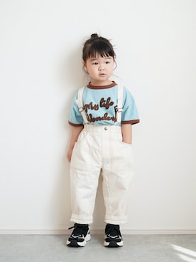 「p.premier（ピードットプルミエ）のフェルトロゴリンガーT（Tシャツ/カットソー、ブルー系）」を使った、しなつさん（キッズ・90cm）の春コーディネート