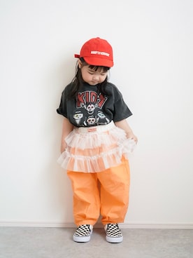 「BREEZE（ブリーズ）のアイテム（パンツ）」を使った、しなつさん（キッズ・90cm）の春コーディネート