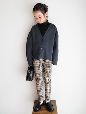 「＆yam（アンドヤム）のアイテム（パンツ）」を使った、しなつさん（キッズ・120cm）の秋コーディネート