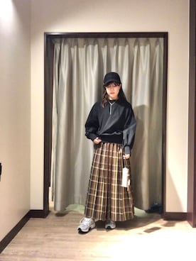 「アイテム（折りたたみ傘）」を使った、rikaさん（レディース・163cm）の秋コーディネート