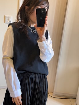 「Ameri（アメリ）のアイテム（バングル/リストバンド）」を使った、emicoさん（レディース・156cm）の春コーディネート