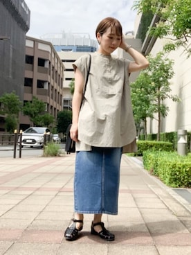 「Lee（リー）のアイテム（デニムスカート）」を使った、THE SHOP TK officialさん（レディース・158cm）の夏コーディネート