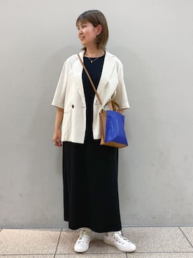 「アイテム（テーラードジャケット、ホワイト系）」を使った、THE SHOP TK officialさん（レディース・156cm）の春コーディネート