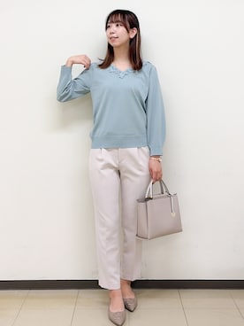 「index（インデックス）の【UVケア】衿レースVネックニット《洗濯機OK／抗ピル》（Knitwear、グリーン系）」を使った、ゆりなさん（レディース）の秋コーディネート