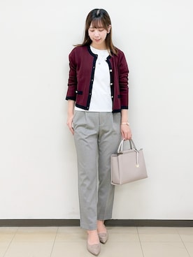 「index（インデックス）のバイカラークルーネックカーディガン【洗濯機OK】（Cardigans、レッド系）」を使った、ゆりなさん（レディース）の秋コーディネート