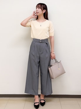 「index（インデックス）の透かし編み半袖ニット【洗濯機OK／抗ピル】（Knitwear、イエロー系）」を使った、ゆりなさん（レディース）の秋コーディネート