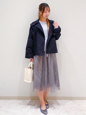 「アイテム（トレンチコート、ブルー系）」を使った、ゆりなさん（レディース・167cm）の冬コーディネート