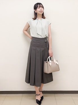 「index（インデックス）のチュールチューリップセパレートパンプス（パンプス、ブラック系）」を使った、ゆりなさん（レディース）の春コーディネート