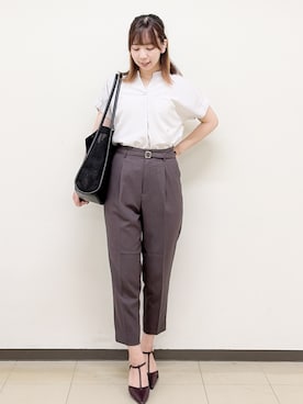 「index（インデックス）の【接触冷感／吸水速乾】タックスキッパーブラウス《防シワ／イージーアイロン／洗濯機OK／9col》（シャツ/ブラウス、ベージュ系）」を使った、ゆりなさん（レディース）の夏コーディネート