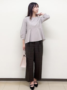 「index（インデックス）のバックパール調ペプラムトップス【洗濯機OK】（T Shirts、ベージュ系）」を使った、ゆりなさん（レディース）の秋コーディネート