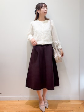 「index（インデックス）の【つま先抗菌防臭】パール調ストラップパンプス（Pumps、ベージュ系）」を使った、ゆりなさん（レディース）の秋コーディネート