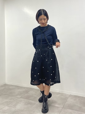 「pufe（ピュフェ）の【シンプルトップスの手元にレースカフスでアクセントをプラス】【pufe】2way レース カフス トップス レディース 長袖 カットソー クルーネック 袖レース 取り外し可能 シンプル 無地（Tシャツ/カットソー、ブルー系）」を使った、DONOBAN OFFICIALさん（レディース・167cm）の秋コーディネート