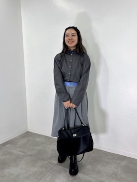 「DONOBAN（ドノバン）の【クラシカルな華やかさと、美しいシルエット】ノーブル フリル ブラウス トップス シャツ 襟 衿 レディース ボタン Donoban 春服 秋服 長袖 大人かわいい オフィスカジュアル 就活 ドノバン（シャツ/ブラウス、グレー系）」を使った、DONOBAN OFFICIALさん（レディース・167cm）の秋コーディネート