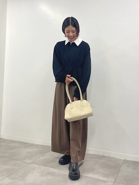 「DONOBAN（ドノバン）の【上品さとカジュアルさを絶妙にミックス】【pufe】裏毛ぺプラムトップス レディース スウェット トレーナー 襟付き 長袖 ペプラム ボリュームスリーブ ウエスト切替 異素材 配色トップス ゆったり Donoban ドノバン（スウェット、ブラック系）」を使った、DONOBAN OFFICIALさん（レディース・167cm）の秋コーディネート