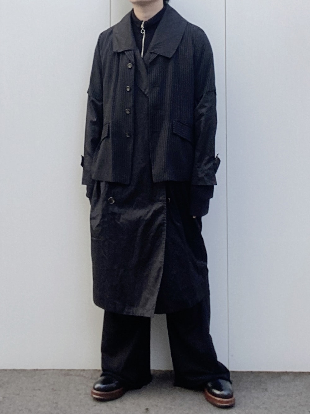 トレンチコートを使った「KEISUKEYOSHIDA」のメンズ人気ファッション