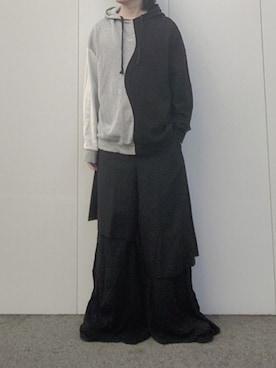 COMME des GARCONS HOMME PLUSのスラックスを使った人気ファッション