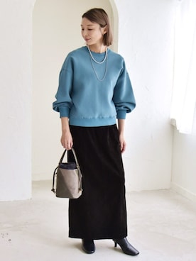 「quaranciel（カランシエル）のquaranciel: 2way コンビ バケツ ショルダーバッグ × フェイクファー 巾着（ショルダーバッグ）」を使った、清水さん（レディース・165cm）の秋コーディネート