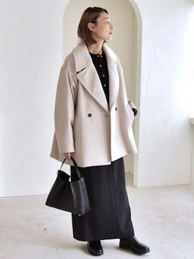 「アイテム（ピーコート）」を使った、清水さん（レディース・165cm）の秋コーディネート