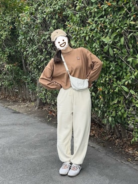 「GU（ジーユー）のアイテム（スニーカー）」を使った、ぴさん（レディース・154cm）の秋コーディネート