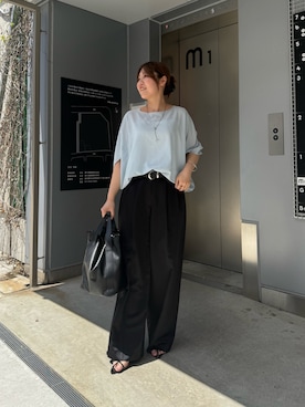 「GALLARDAGALANTE（ガリャルダガランテ）のサテンスラックス（その他パンツ、ブラック系）」を使った、ranさん（レディース・160cm）の春コーディネート