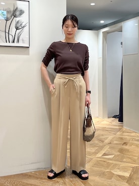 「アイテム（ハンドバッグ、ゴールド系）」を使った、mizukiさん（レディース・161cm）の夏コーディネート
