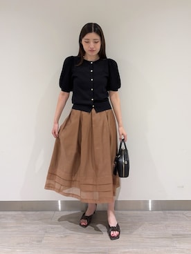 「NAVYNAVY（ネイビーネイビー）の【サマー・ライフパフォーマンス向上】接触冷感ボリュームスリーブニット（ニット/セーター、ブラック系）」を使った、mmmk513さん（レディース・164cm）の夏コーディネート