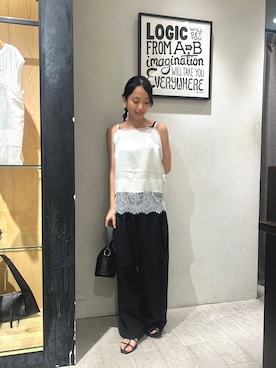 「CAPRICIEUX LE'MAGE（カプリシューレマージュ）の〈C.L〉ヴィンテージサテンレースキャミ（シャツ/ブラウス、ホワイト系）」を使った、mai24lemさん（レディース・153cm）の夏コーディネート