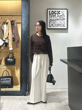 「CAPRICIEUX LE'MAGE（カプリシューレマージュ）のドッキングフリルダンボールカーディガン（Tシャツ/カットソー、ブラウン系）」を使った、mai24lemさん（レディース・153cm）の秋コーディネート