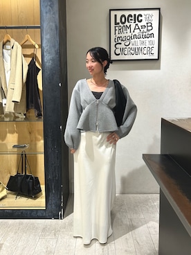 「CAPRICIEUX LE'MAGE（カプリシューレマージュ）のダンボールペプラムトップス（Tシャツ/カットソー、グレー系）」を使った、mai24lemさん（レディース・153cm）の秋コーディネート
