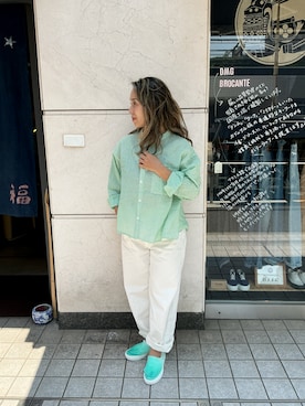 「DMG のアイテム（シャツ/ブラウス、グリーン系）」を使った、edo104さん（レディース・156cm）の春コーディネート