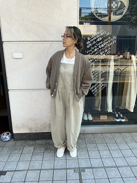 「アイテム（オールインワン・サロペット、ベージュ系）」を使った、edo104さん（レディース・156cm）の秋コーディネート