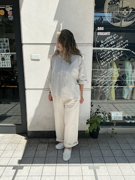 「GIVEHのアイテム（スリッポン、ホワイト系）」を使った、edo104さん（レディース・156cm）の夏コーディネート
