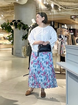 「Rubyrivet（ルビーリベット）のアイテム」を使った、chika※ LAURA ASHLEYさん（レディース・154cm）の春コーディネート