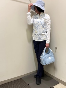 「adabat（アダバット）のUVカット/吸水速乾 バブルプリントハーフジッププルオーバー（Tシャツ/カットソー、ブルー系）」を使った、CNさん（レディース・154cm）の春コーディネート