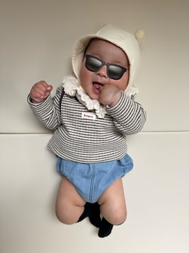 「&mignonのアイテム（Tシャツ/カットソー、ブルー系）」を使った、ひなぷさん（キッズ・70cm）の春コーディネート