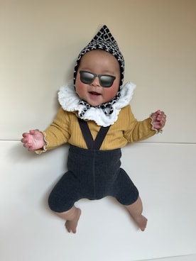 「&mignonのアイテム（その他ベビー用品、ブラック系）」を使った、ひなぷさん（キッズ・70cm）の春コーディネート