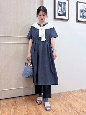 「SHOO・LA・RUE（シューラルー）の【洗濯機可/S-LL】涼し気な透け感 日差し冷房対策に シアーボーダーカーディガン（カーディガン/ボレロ、ホワイト系）」を使った、なみさん（レディース・161cm）の夏コーディネート