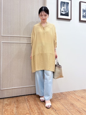 「SHOO・LA・RUE（シューラルー）の【ひんやり/S-LL/洗濯機可】体型カバーにも ゆるっとリラックスチュニック（ワンピース、イエロー系）」を使った、なみさん（レディース・161cm）の夏コーディネート
