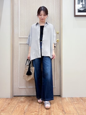 「SHOO・LA・RUE（シューラルー）のジュートランチトートバッグ（トートバッグ、ブラック系）」を使った、なみさん（レディース・161cm）の春コーディネート