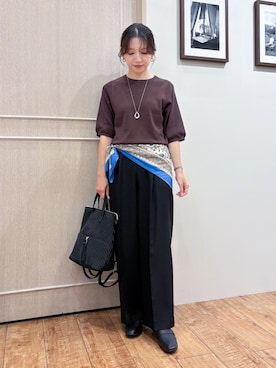「SHOO・LA・RUE（シューラルー）の【ガンガン洗える/UV/毛玉になりにくい】二の腕見せない 5分袖ニット（ニット/セーター、ブラウン系）」を使った、なみさん（レディース・161cm）の秋コーディネート