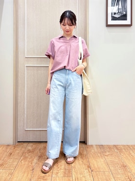 「SHOO・LA・RUE（シューラルー）の推し活もできるハンプトート【うちわが入る】（トートバッグ、ホワイト系）」を使った、なみさん（レディース・161cm）の春コーディネート