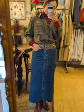 「VINTAGE（ヴィンテージ）のアイテム（スカート）」を使った、Kikkaさん（レディース・168cm）の春コーディネート