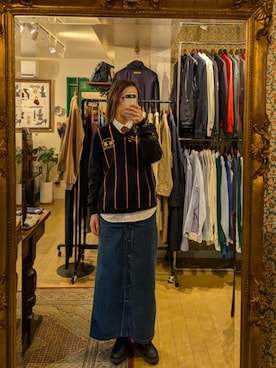 「VINTAGE（ヴィンテージ）のアイテム（スカート）」を使った、Kikkaさん（レディース・168cm）の冬コーディネート