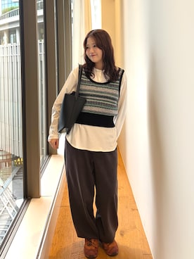 「URBAN RESEARCH（アーバンリサーチ）のフェアアイルニットベスト（ベスト、ブルー系）」を使った、eruさん（レディース・158cm）の秋コーディネート